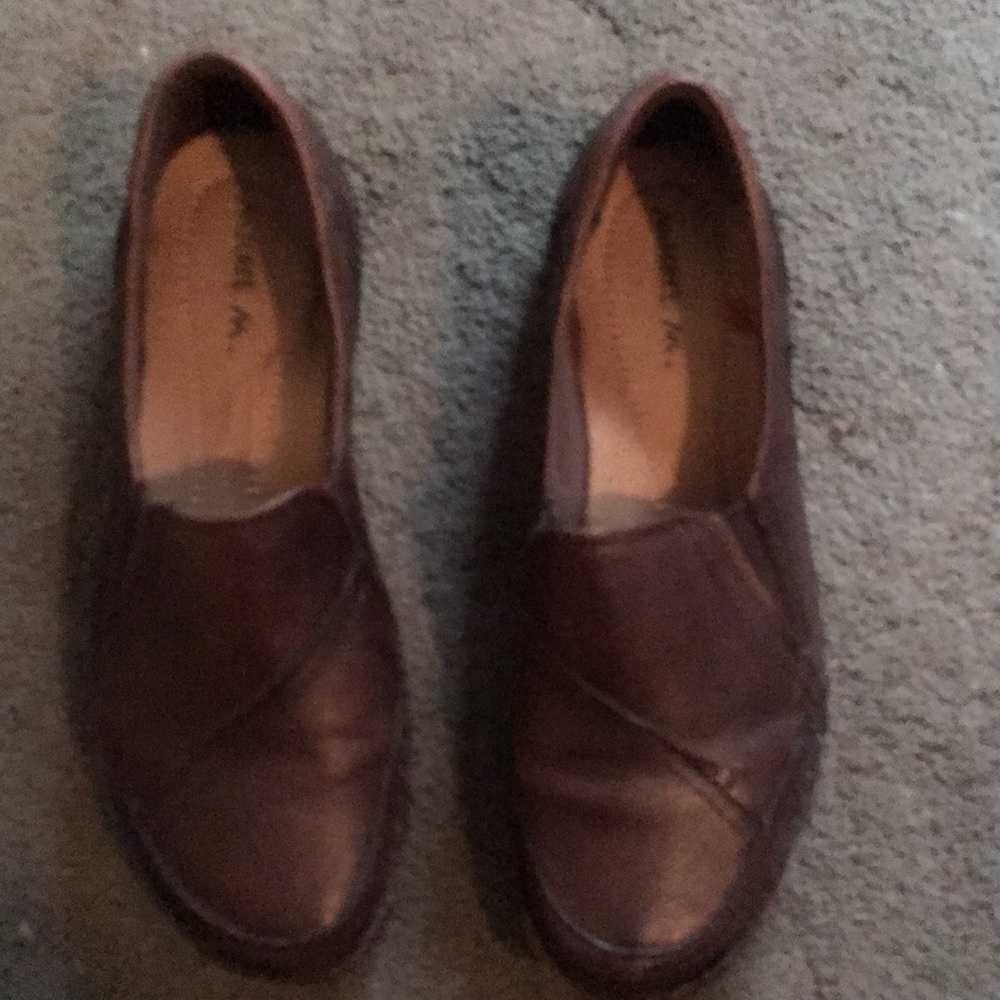 Brown flats